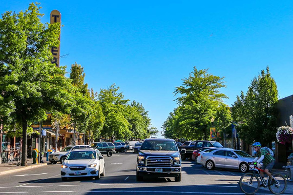 Cars parked in Downtown Bend.